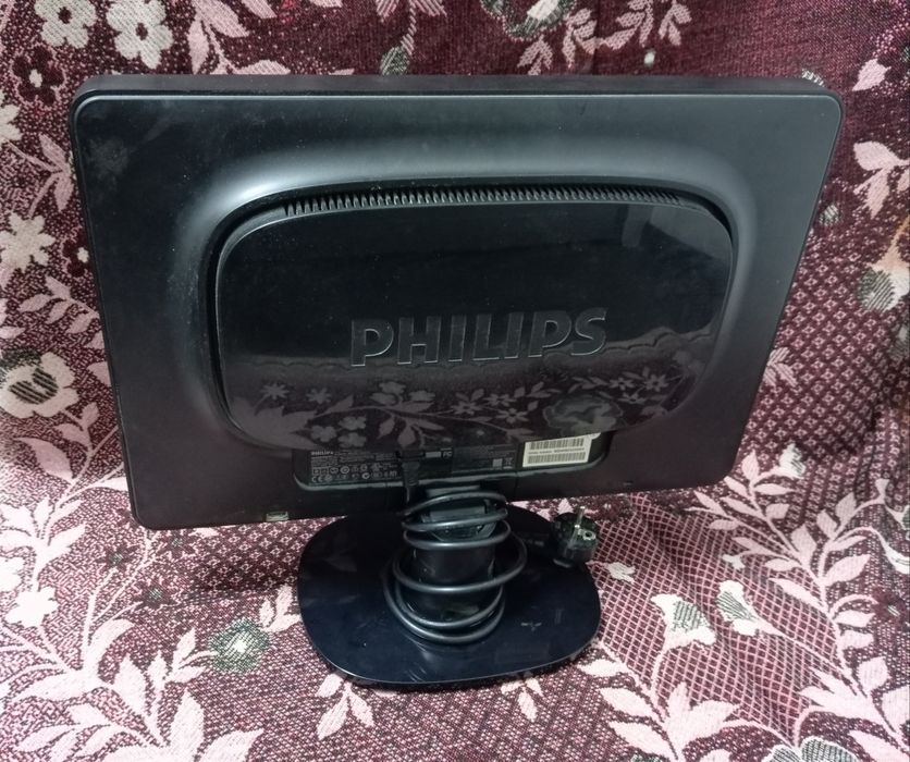 Монітор 19" Philips HWC8190T