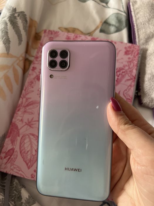 Huaweii P40  (128gb)