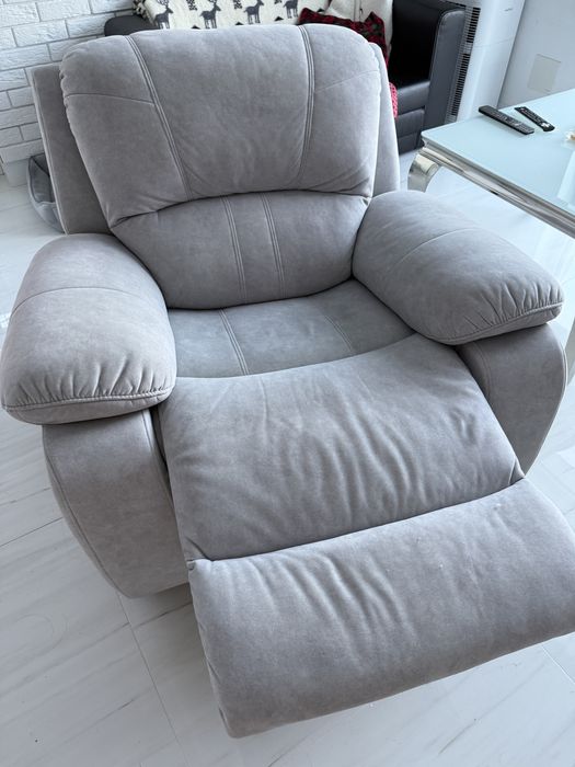 Fotel z funkcja relaks  , bujany, material plamoodporny