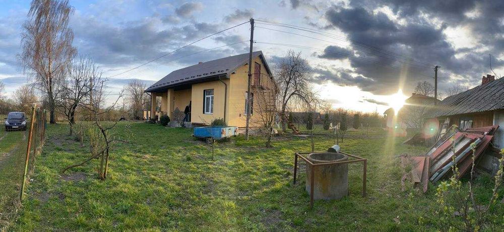 Продаж будинку Жовківський район с.Бишків 45км.до м.Львів .
