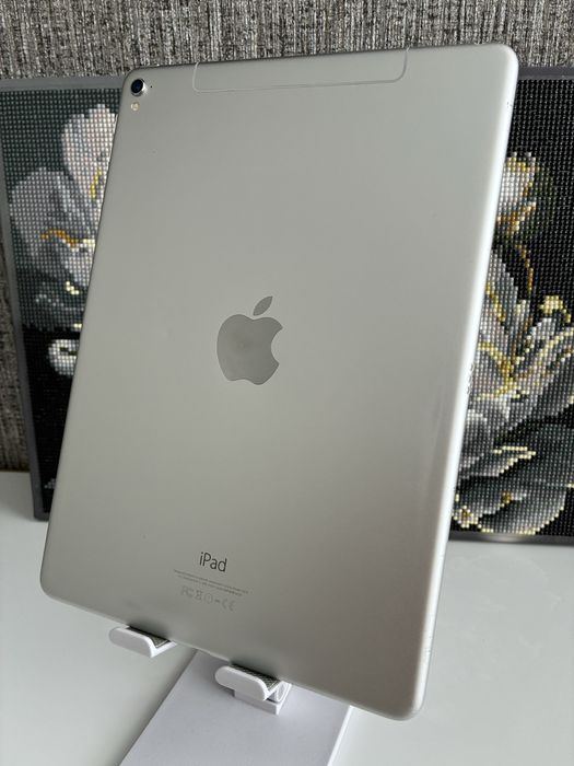 Apple Ipad Pro 9,7 на 128 Gb LTE #149