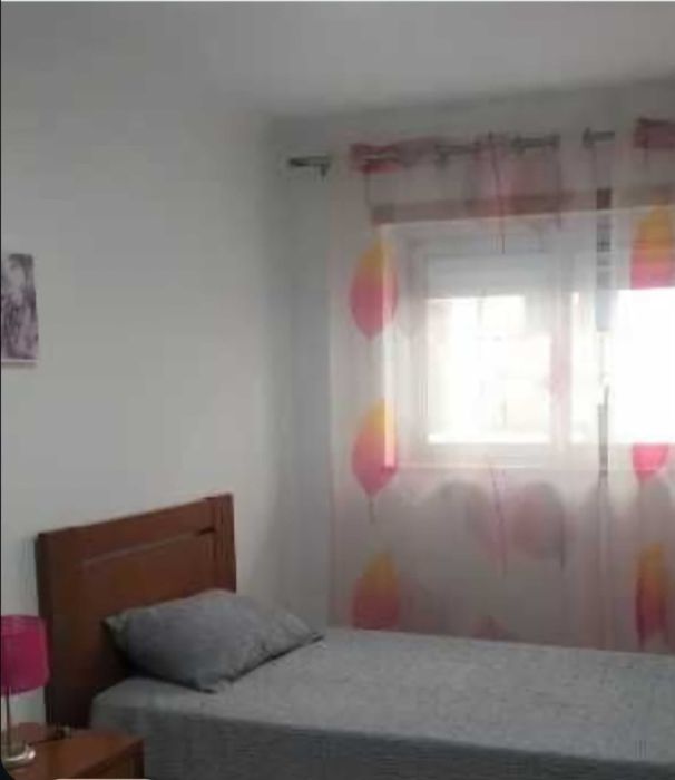 S.D.Rana/Arrendamento de quarto