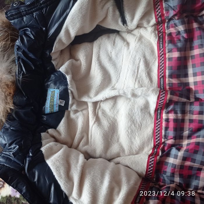 Теплая зимняя куртка