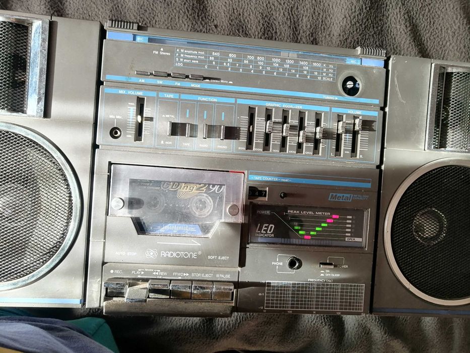 Radiomagnetofon ghettoblaster  RADIOTONE RCX-170 VALENCIA