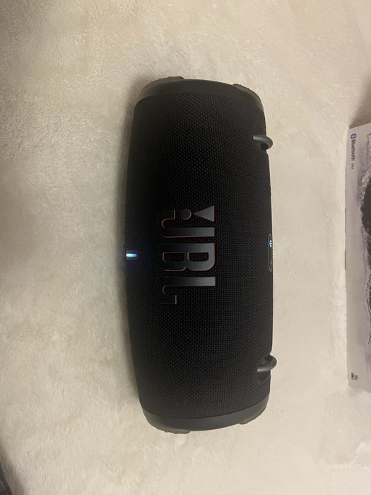 Coluna JBL xtreme3