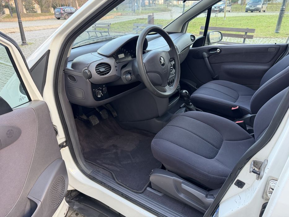 Mercedes-Benz A160  1.6 Benzyna 102KM  Klimatyzacja el. Szyby