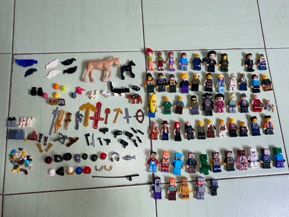 LEGO человечки и аксессуары к ним