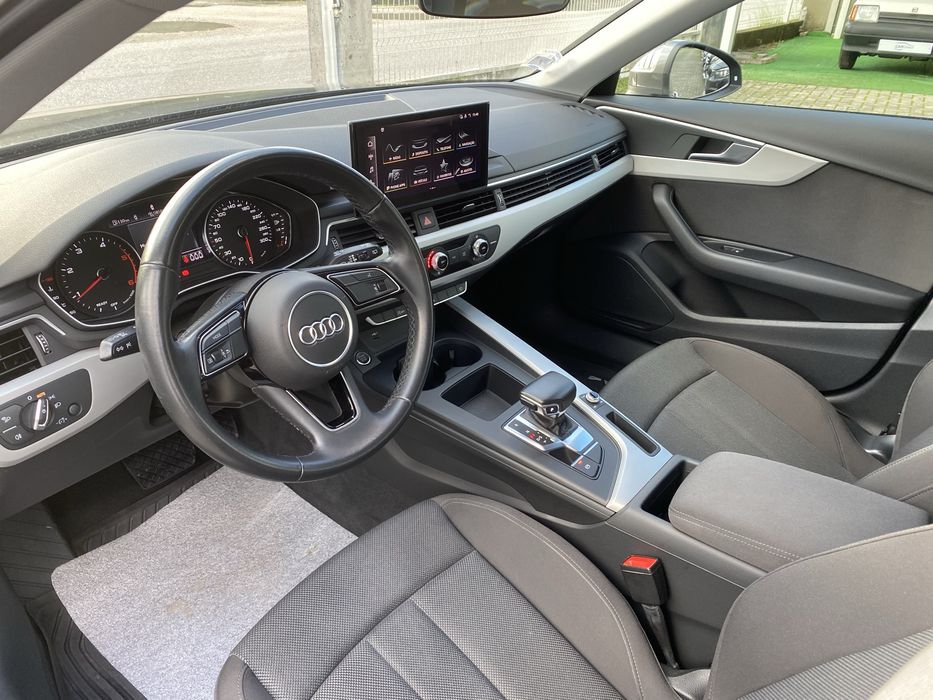AUDI A4 SW 30 TDi Auto - Nacional