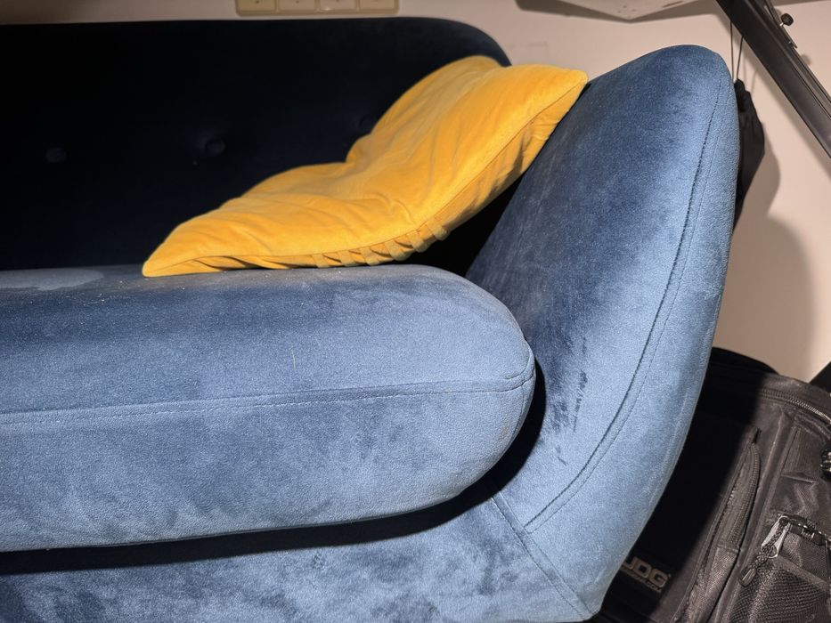 Диван Jysk Egedal синій оксамит