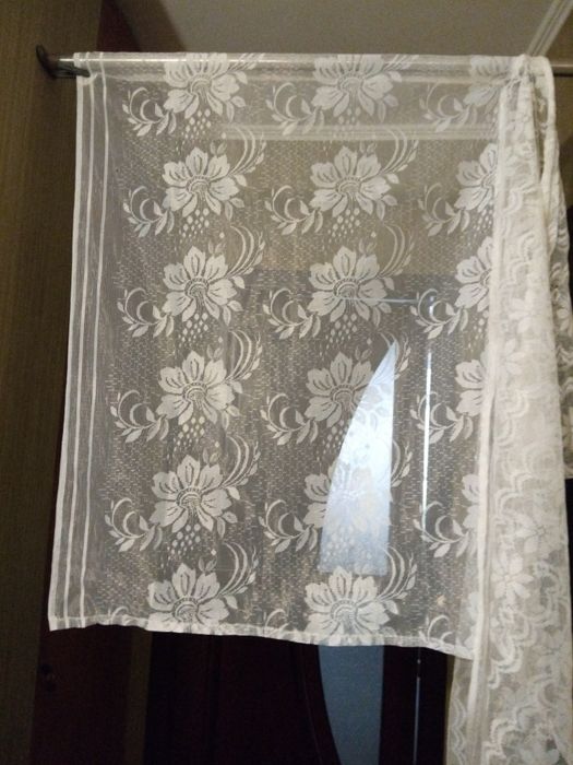 Шторы на окна...