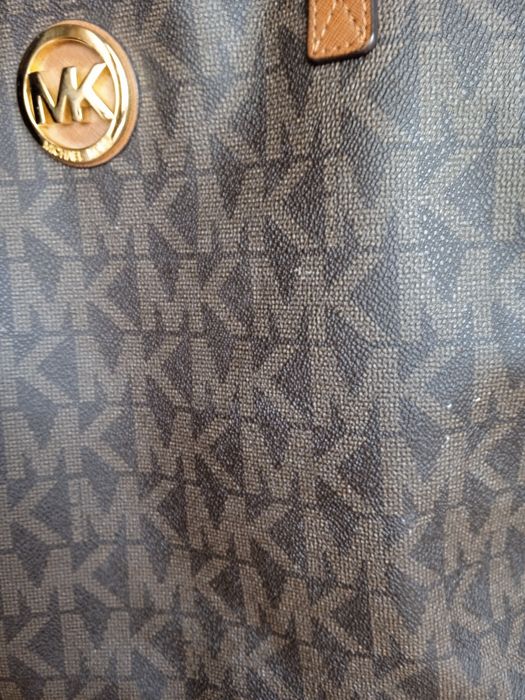 Venda mala Michael Kors muito boa