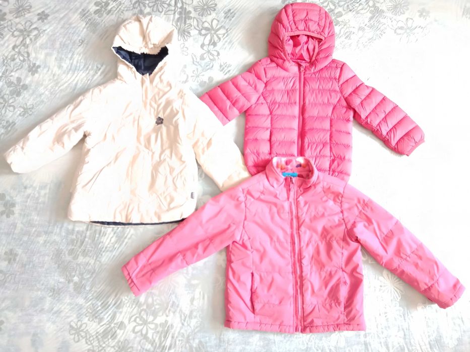 Дитячі куртки/вітрівки, шапочки для дівчинки