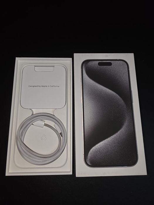 iPhone 15 Pro Branco