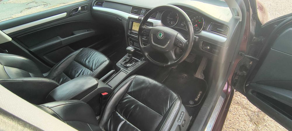 Skoda Superb 2.0 TDI CR 170 DSG Anglik