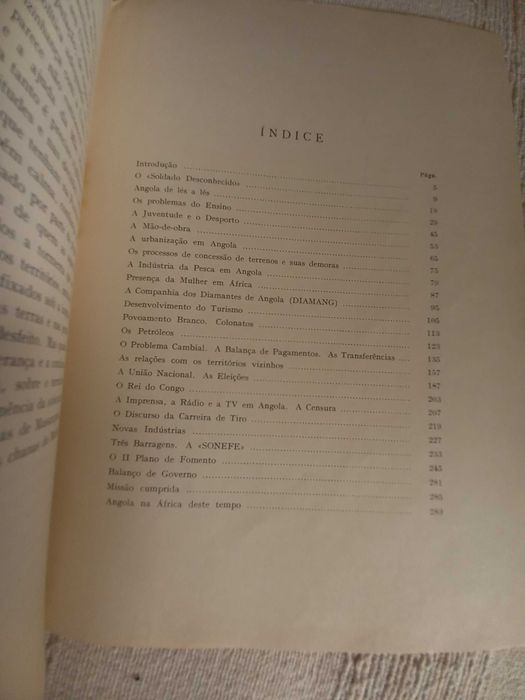 Angola na África deste tempo Horácio de Sá Viana Rebelo