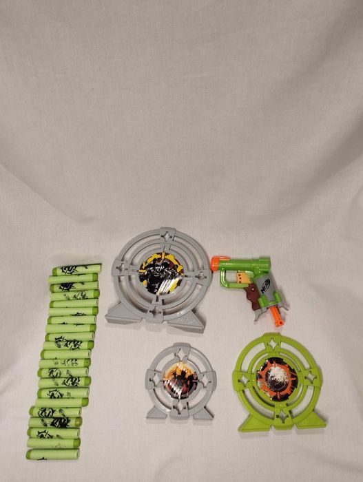 Pistolet Nerf Zombie Strike Jolt