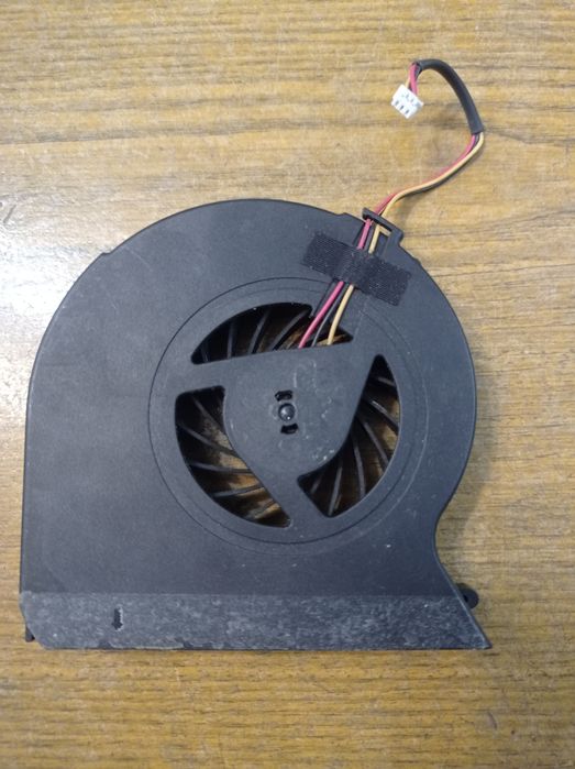 Кулер на ноутбук