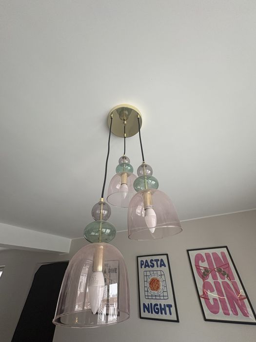 Lampa w stylu boudelaire