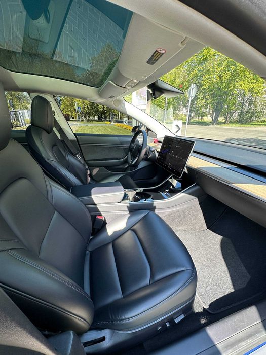 Tesla Model 3 2020 Long Range 75D