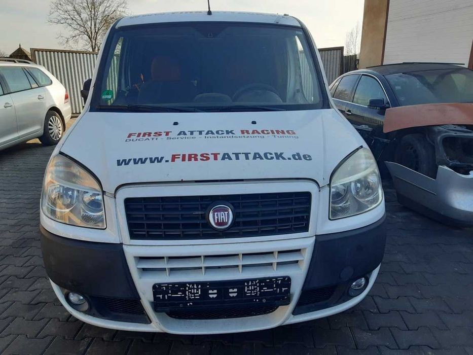 Fiat Doblo maxi    drzwi  oś tylna  maska  Kod lakieru  249