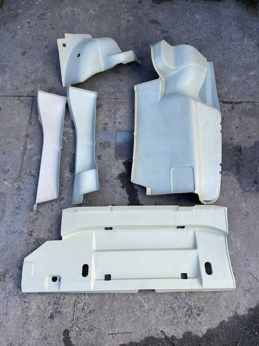 пластик обшивка багажника лонжерона ваз 2106.2107