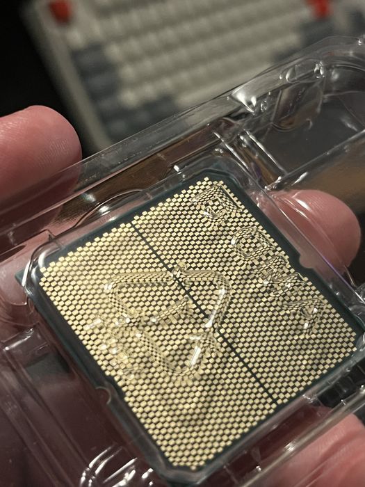 AMD Ryzen 7 7800X 3D Tray
