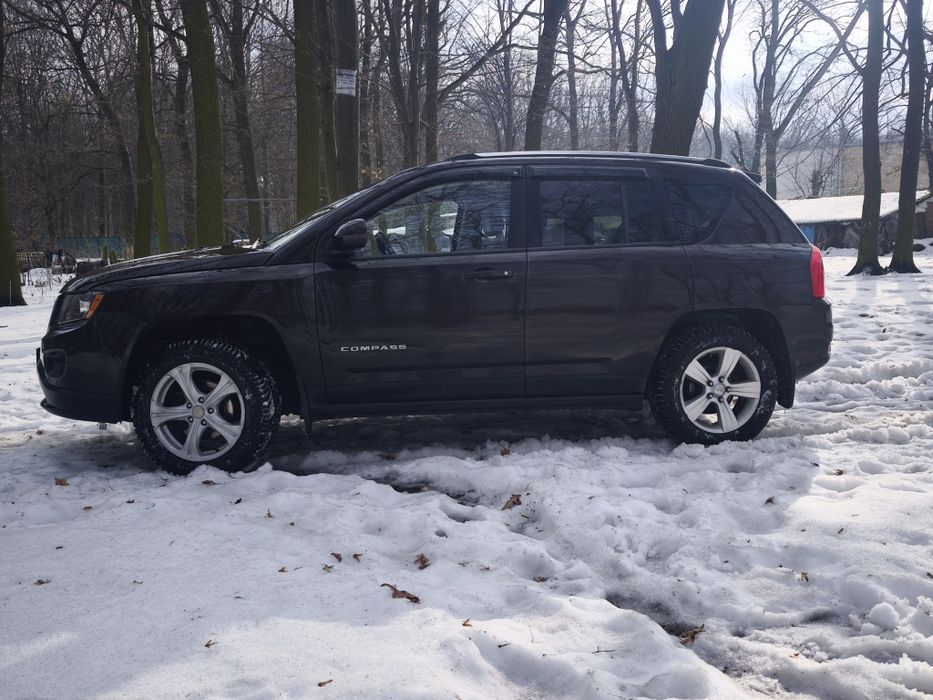 Продам Jeep Compass