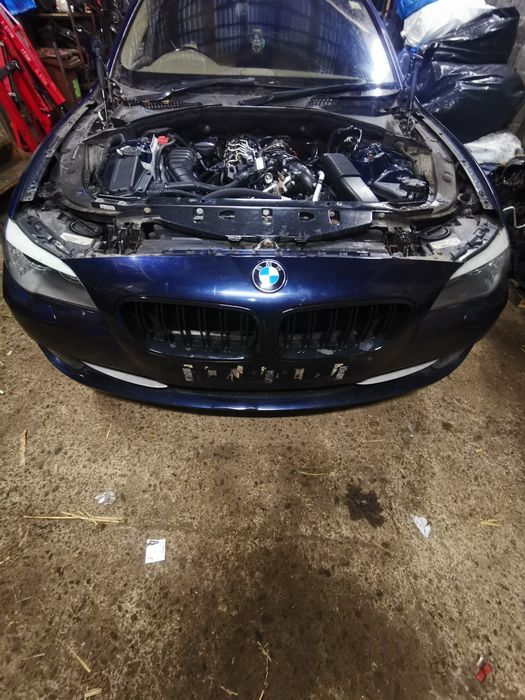 BMW F10 F11 przedlift zderzak przód kompletny tiefseeblau A76 /5