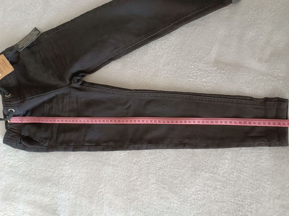 Нові стрейчові джинси DENIM на 5-6