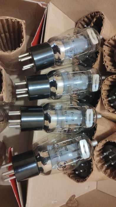 Радіолампа Г807  1977 року