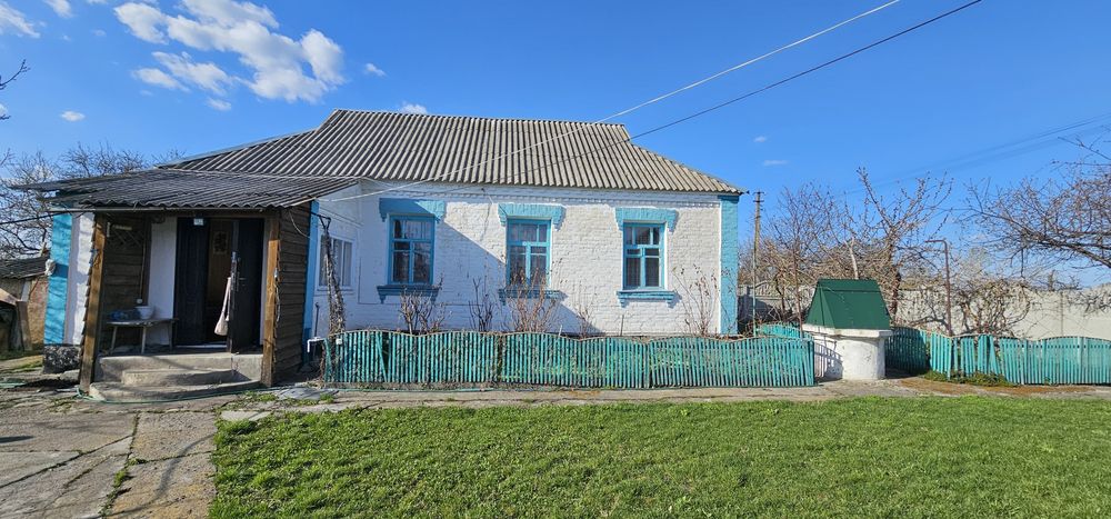 Продаж будинку с Савинці,вихід до ставка