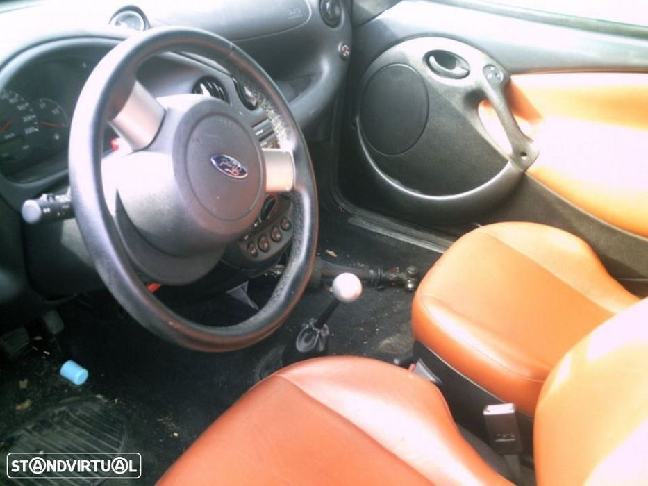 Ford KA Streetka cabrio 1.6 de 2004 para peças