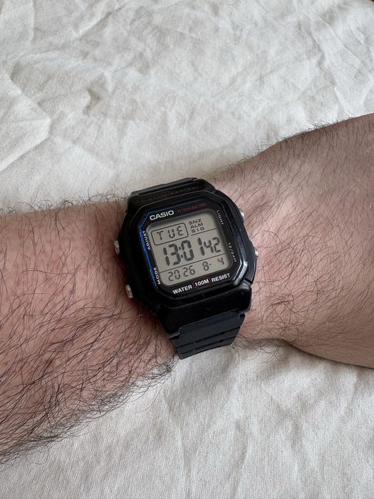 Наручний годинник Casio w-800h