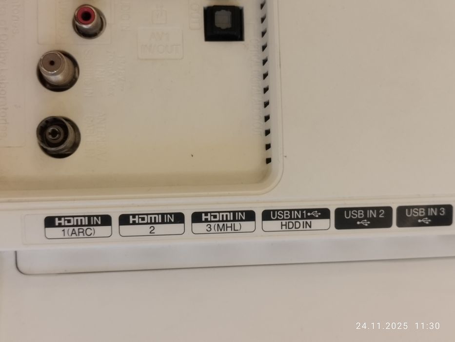 Телевізор LG 32LB572V