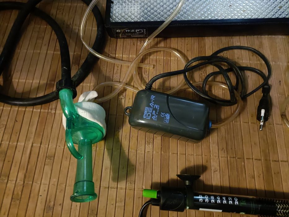 Vários acessórios para Aquário