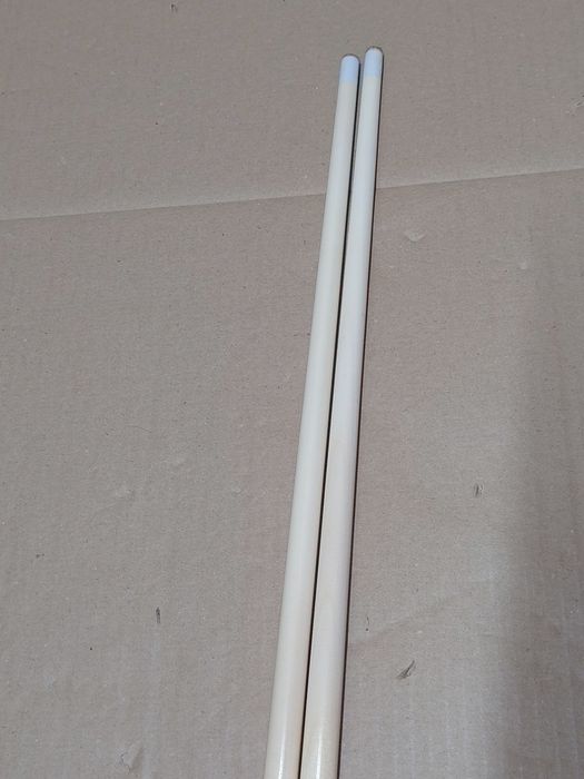 Dwa kije bilardowe jednoczęściowe 90cm