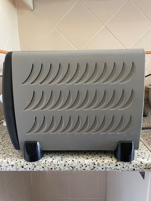 Forno elétrico 22L Electric Co – Bom estado e funcional