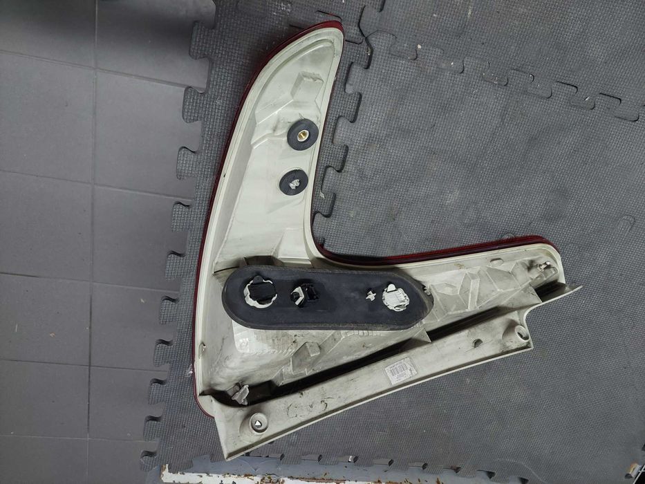 farolim traz drt Renault scenic