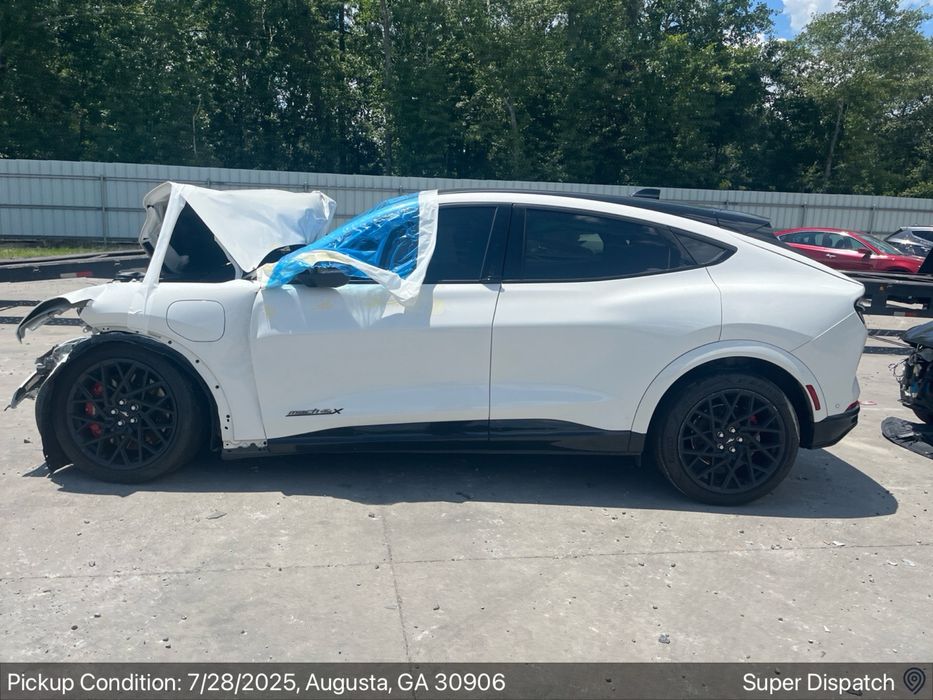 Mustang Mach-e Perfomance GT на запчастини розборка