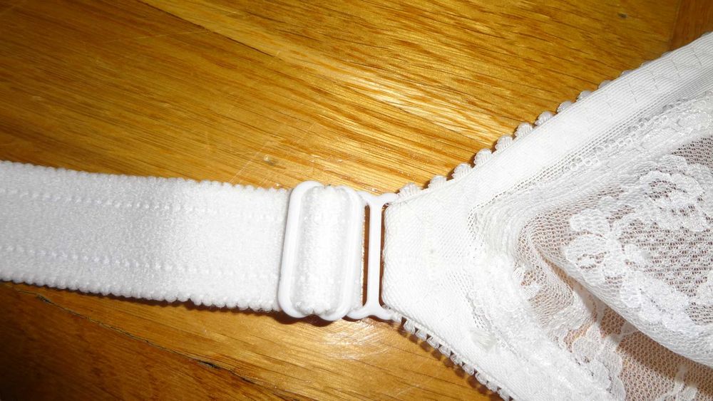 Biustonosz Triumph Doreen  110H nowy bez fiszbin