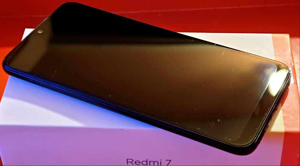 Xiaomi redmi 7 ( komplet )