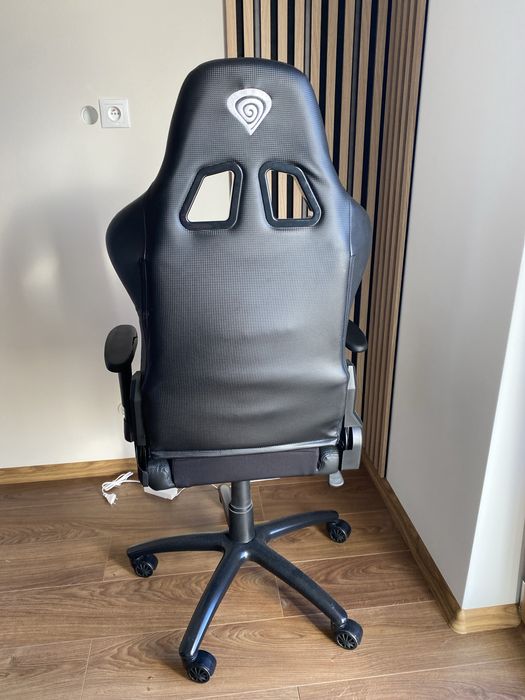 Fotel gamingowy genesis