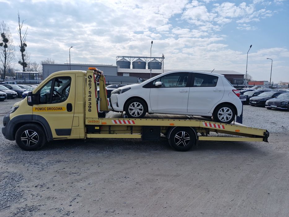 Pomoc drogowa, holowanie,  transport samochodów