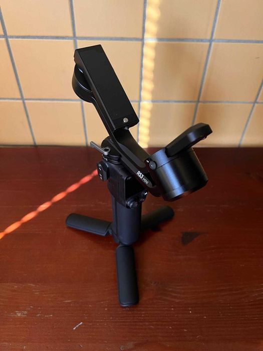 DJI RS 3 Mini - Estabilizador Gimbal Profissional - NOVO / KIT COMPLETO