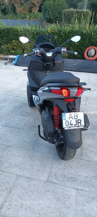 Piaggio MP3 300e