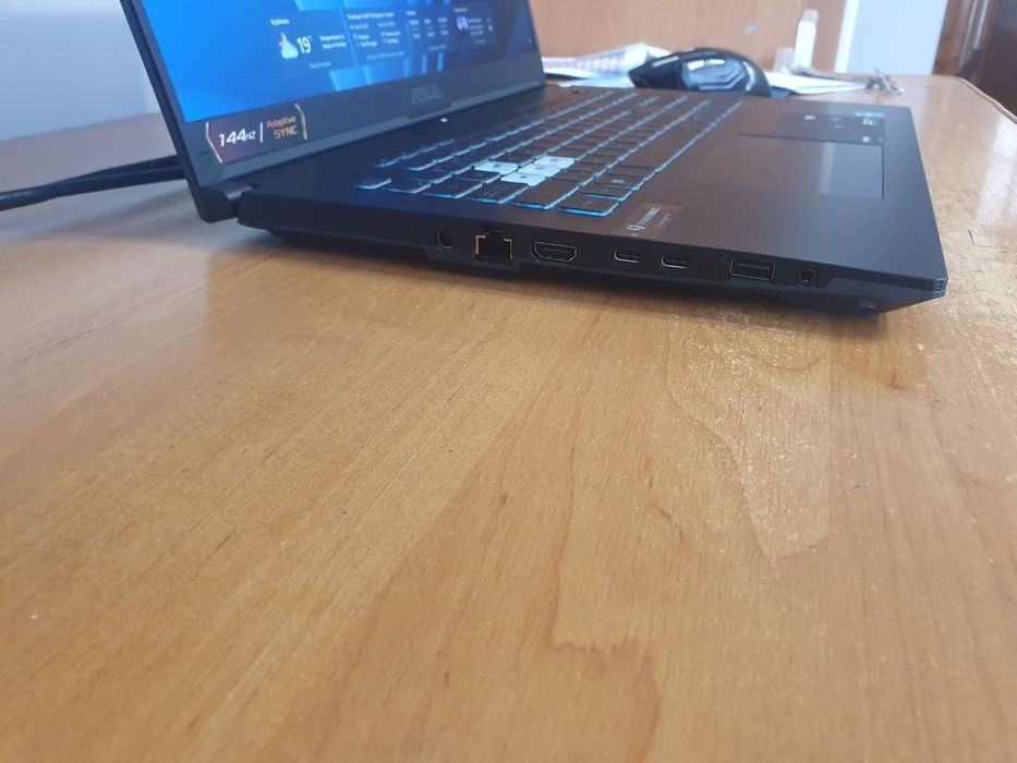 Продається Ігровий  ASUS TUF Gaming F17  Core i5-12500H DDR4 16GB