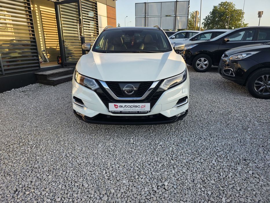 Nissan Qashqai 1.2DIG kamera 360 skora  navi stan super tylko 84tys km