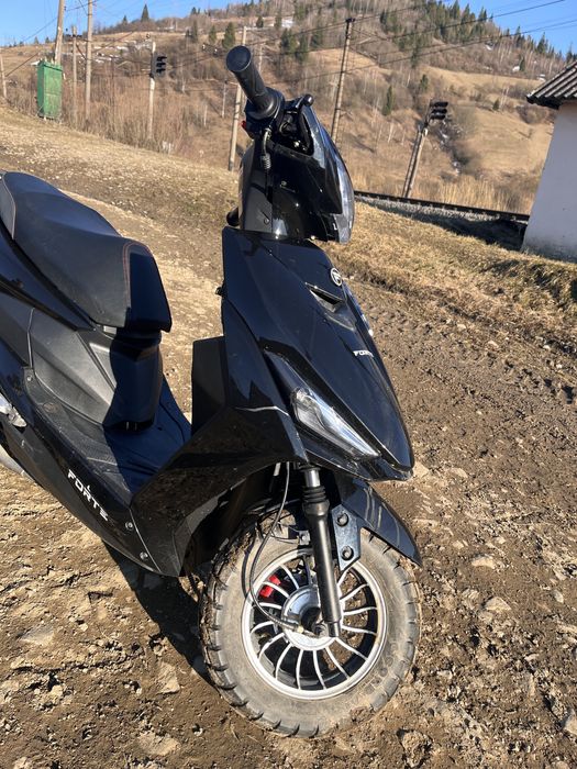 Продається скутер FORTE JOG 80 куб