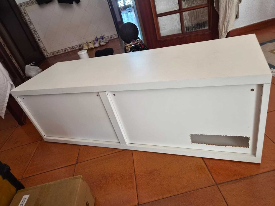 Movel televisao Ikea BESTÅ branco, 120x40x38 cm