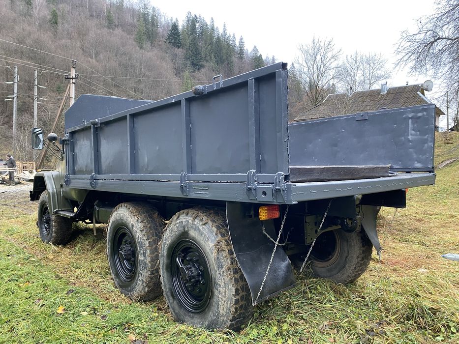 Зіл 131 спец машина з ділітелем.(з консервація)